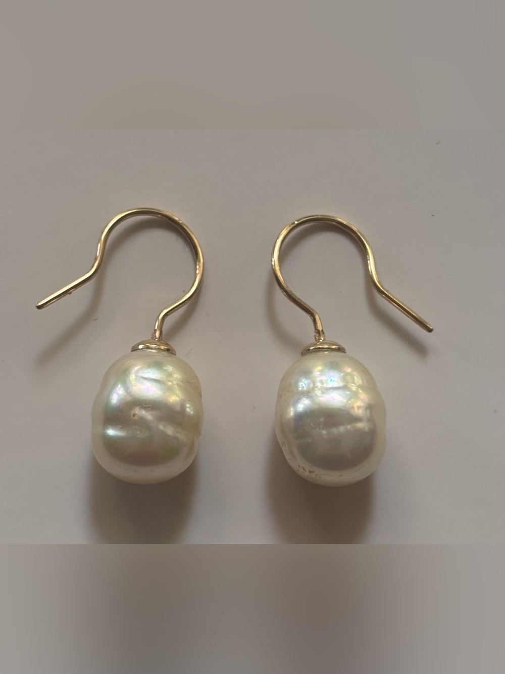 Vintage Majorica Ivory White Baroque Organic Man-Made Pearl Drop Earrings - Picture 2 of 5